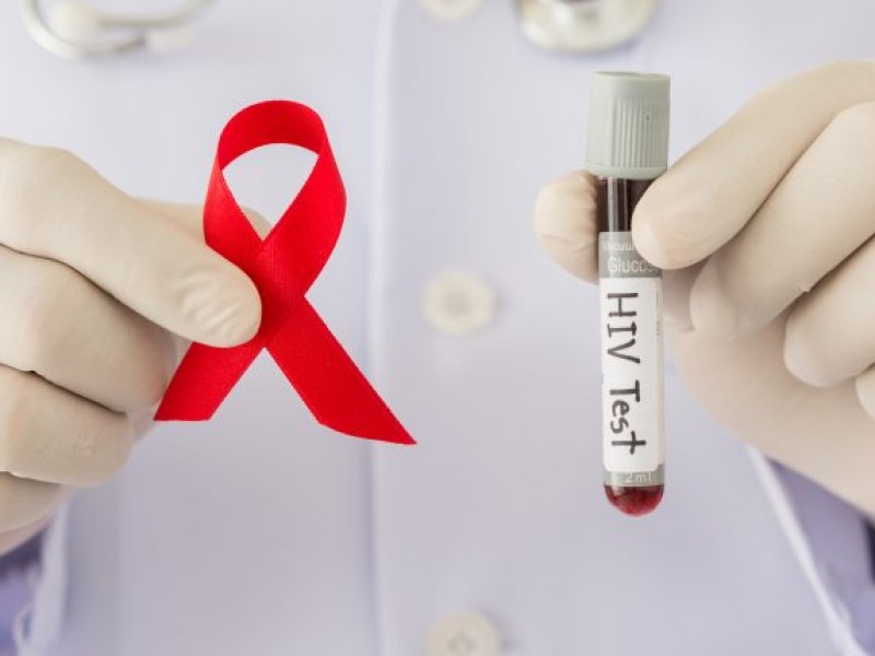 Pacientes con VIH podrán vacunarse contra el covid en marzo