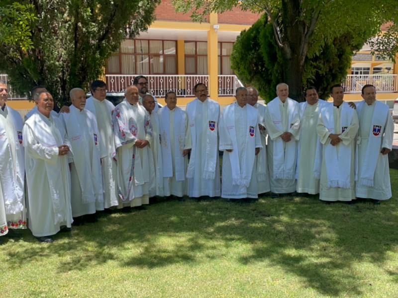 Padre nacho celebra 25 años de vida sacerdotal