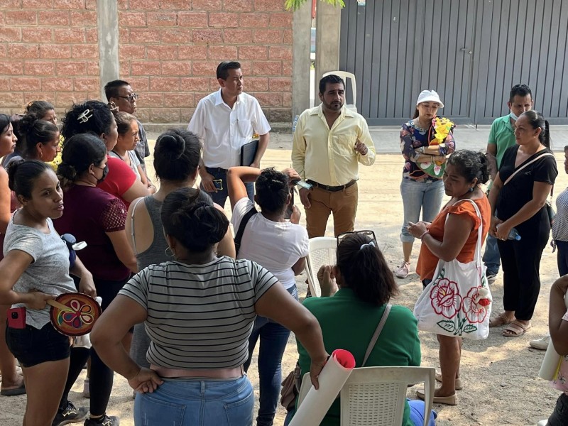 Padres accionarán si no llegan maestros a primaria Nicolás Bravo