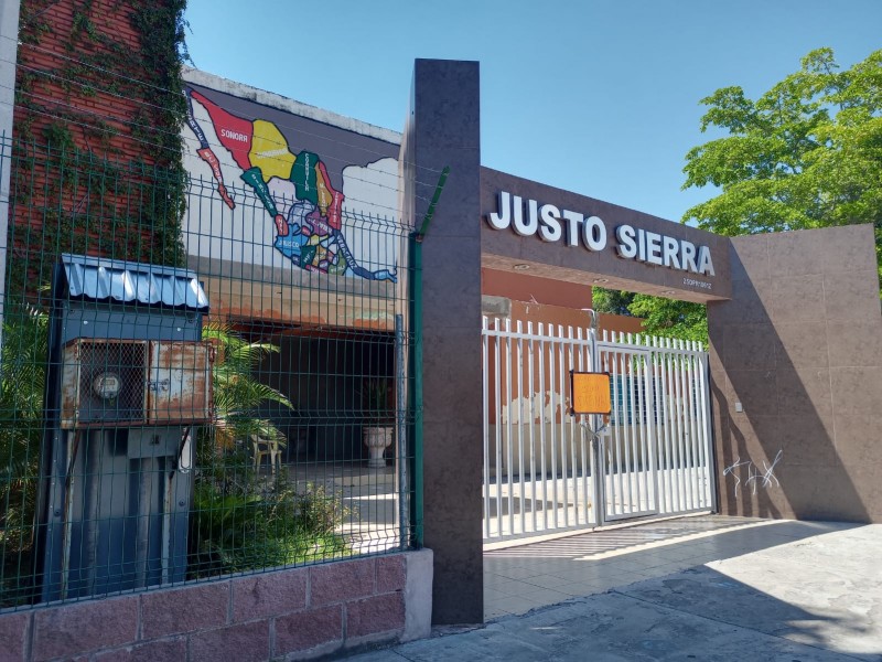 Padres amenazan con manifestarse nuevamente mañana en primaria Justo Sierra