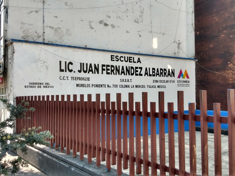 Padres de familia en desacuerdo por reinicio de clases presenciales