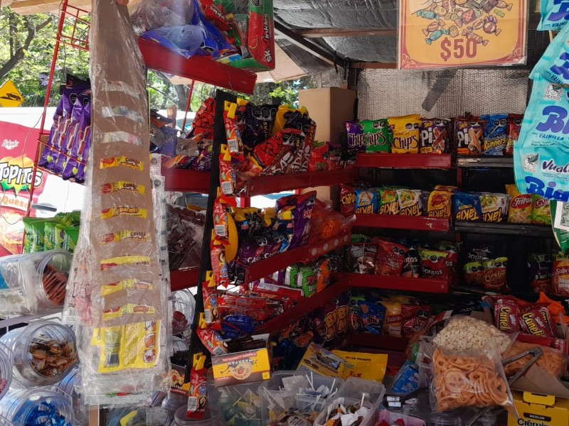 Padres de familia fomentan consumo de comida chatarra