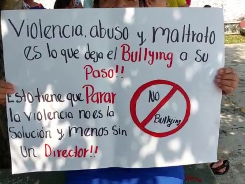 Padres de familia piden destitución de director en Reforma, Chiapas