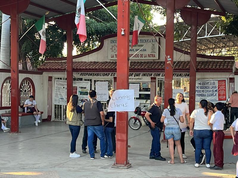 Toman Técnica 28; exigen aclarar paradero de un millón 354 mil pesos
