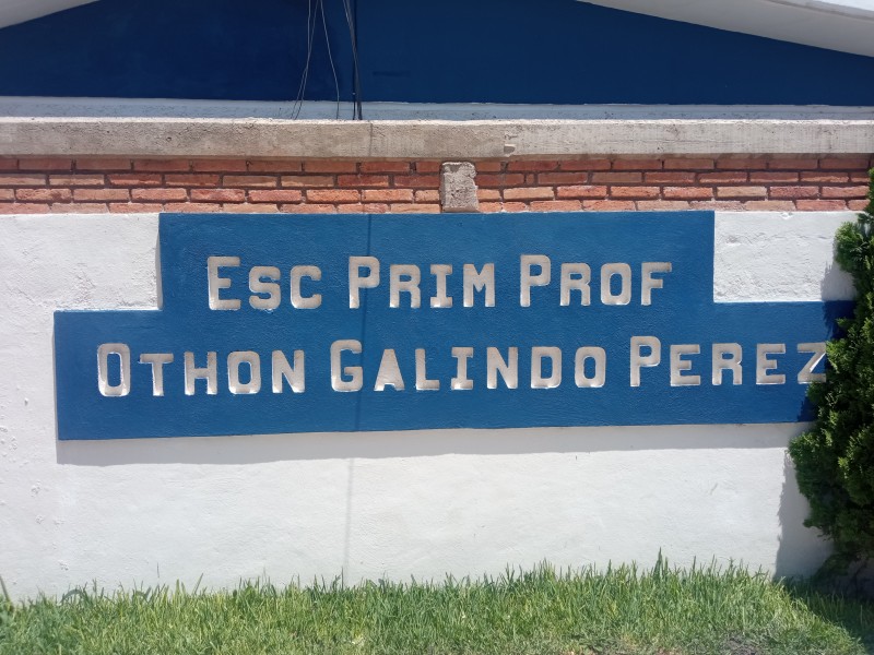 Padres de primaria othon galindo deacuerdo con libros