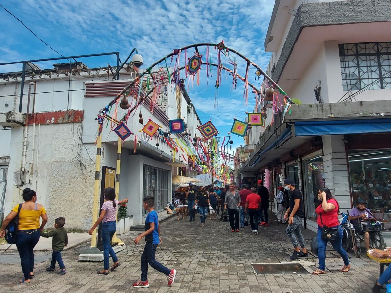 Padres nayaritas a favor de vacunación COVID-19 en menores