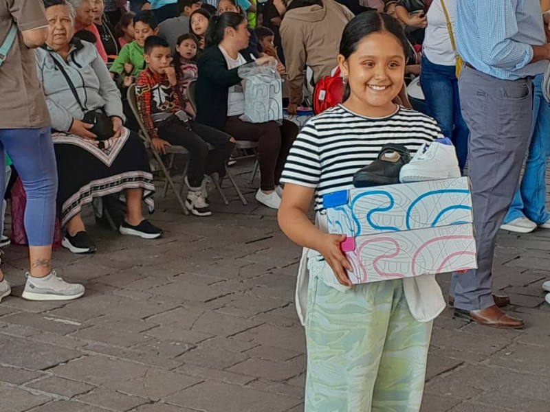 Pago de impuestos: apoyo a la educación y a la economía familiar