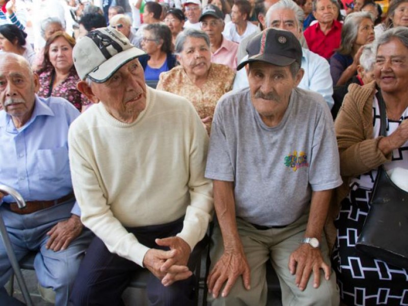 Pago de pensiones y aplicación de vacunas no serán simultaneas