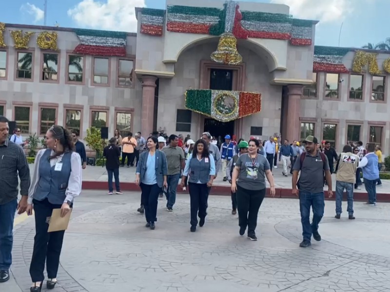 Palacio Municipal realiza simulacro de evacuación con más de 500 participantes