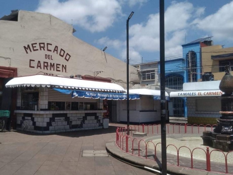 Pandemia golpea economía de locatarios de mercados de Zamora