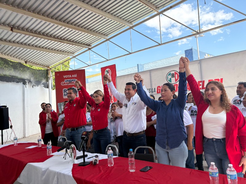 Panistas y morenistas de Gómez Palacio cambian de bando