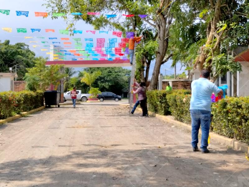 Panteón municipal inicia preparativos para el Día de Muertos
