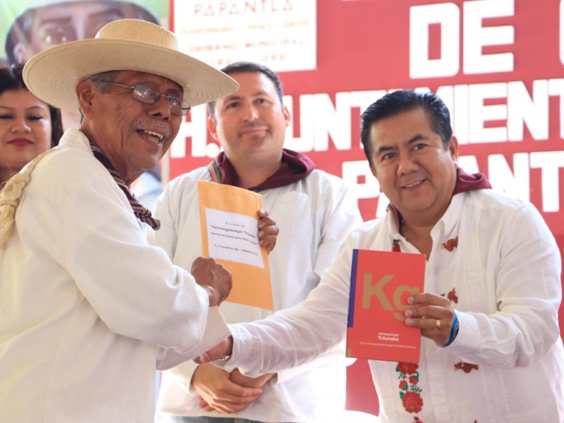 Papantla institucionalizó el Tutunakú como lengua materna