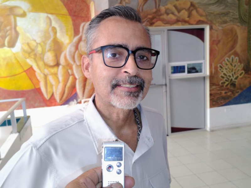 “Para cumplir con mis obligaciones, no se requiere VISA”: Oscar Castro