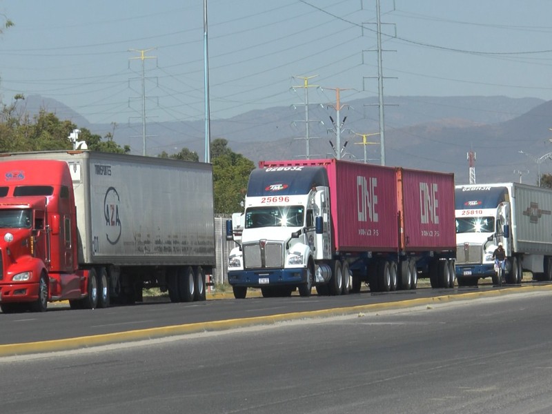 “Para nosotros continua la inseguridad en las carreteras”: Traileros
