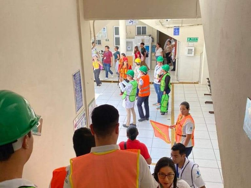 Para prevenir asaltos instalarán equipo de seguridad en la UV