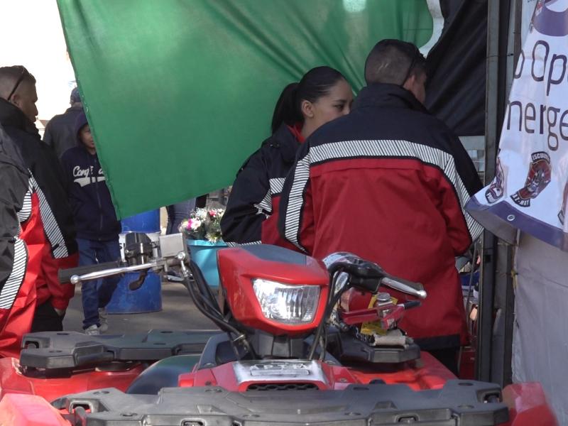 Paramédicos atienden parto de urgencia en retén policiaco