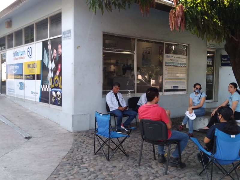 Paran labores sindicalizados de Telmex en Zihuatanejo