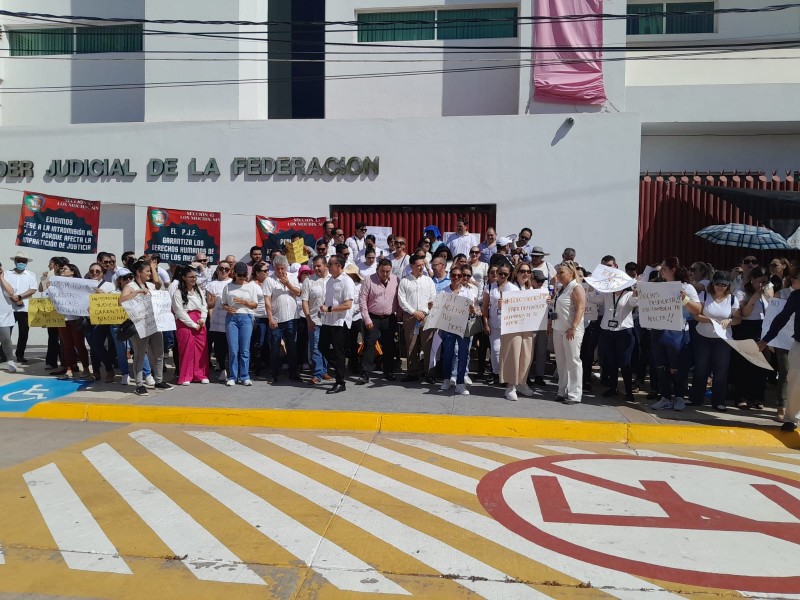 Paran labores trabajadores del PJF en Los Mochis