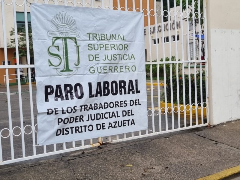 Paran labores trabajadores del Poder Judicial en Zihuatanejo