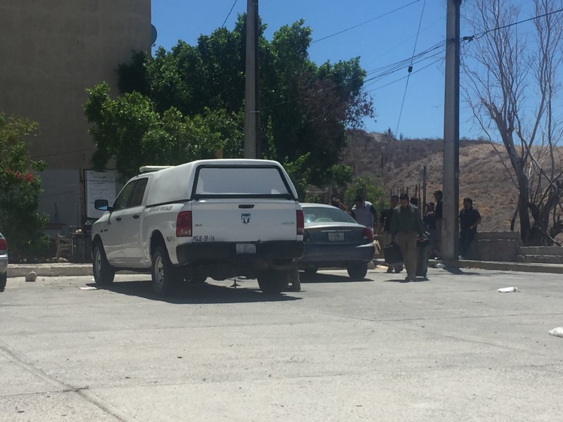 Pareja es arrebatada a balazos en el Pedregal.