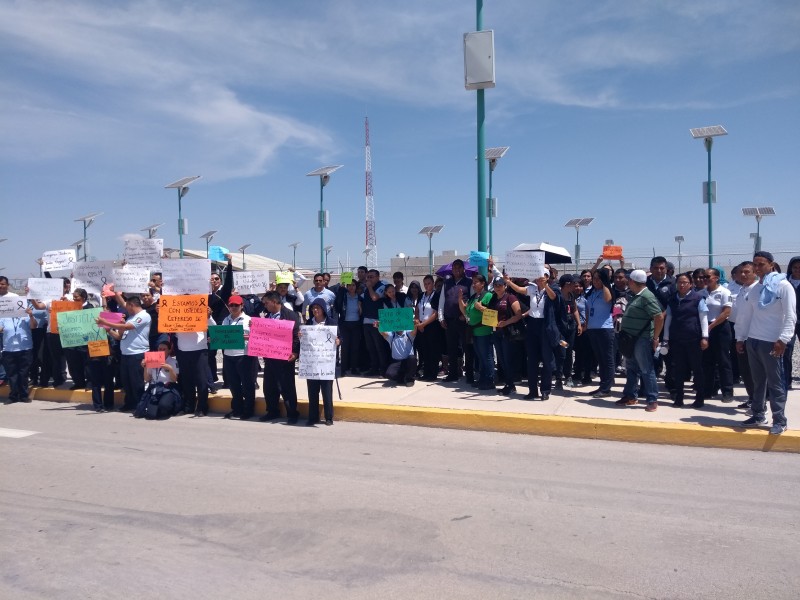 Paro laboral en Cefereso de Gómez Palacio