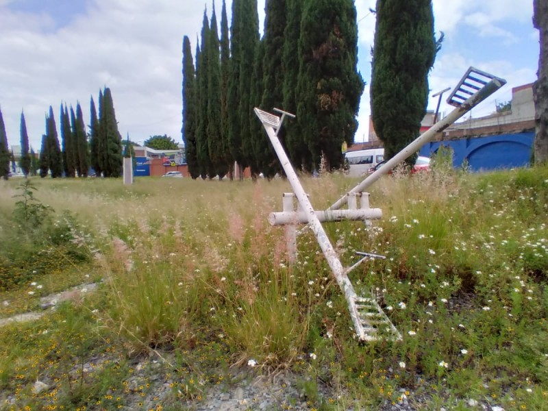 Parque en Avenida Margaritas se encuentra en completo abandono