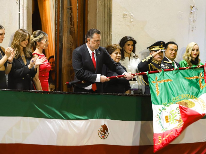 Participa alcalde en ceremonia del Grito de Independencia