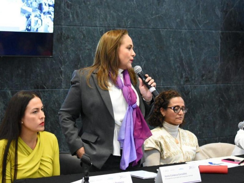 Participa alcaldesa Karla Córdova en evento de mujeres