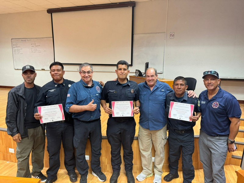 Participa Bomberos de CSL en curso de Rescate Acuático