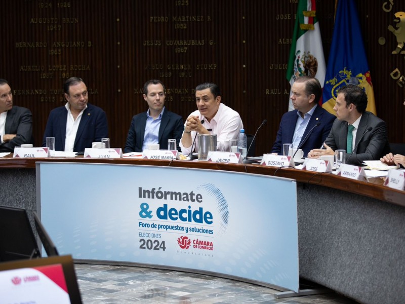 Participa Chema Martínez en el Foro Infórmate y Decide