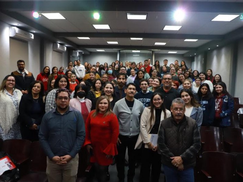 Participa comunidad educativa sonorense en jornada académica