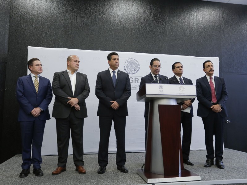 Participa gobernador en reuniones de Seguridad Nacional