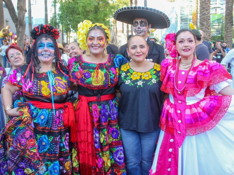 Participa la Dra. Karla Córdova en festival en Mesa, Arizona