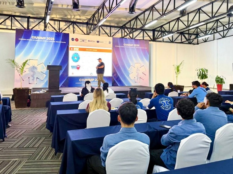 Participan en Congreso Integral de Urgencias Médicas y Medicina Prehospitalaria 2025