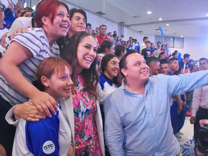 Participan jóvenes en Encuentro Estatal