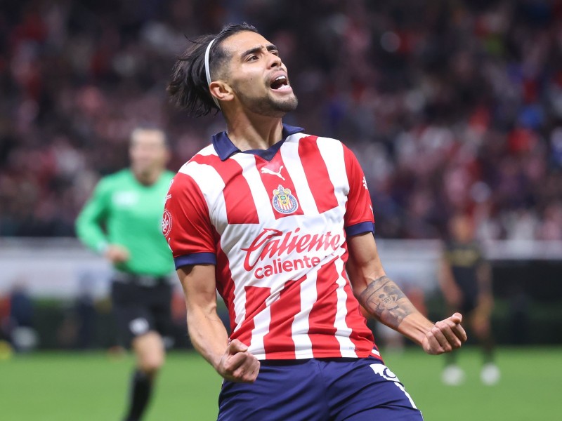 ¡Partidazo! Chivas vence por 3-2 a Toluca en el Akron