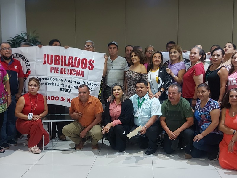 Partirán nayaritas jubilados del IMSS a manifestarse en CDMX