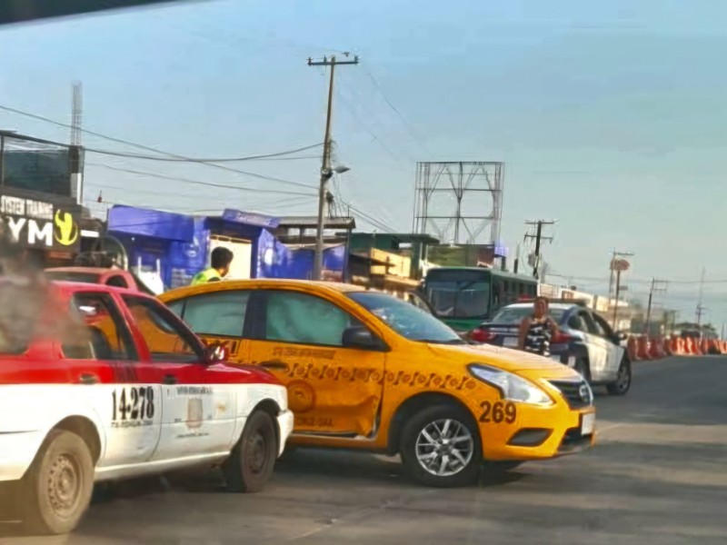 Pasajera exige 10 mil pesos tras accidente en Salina Cruz