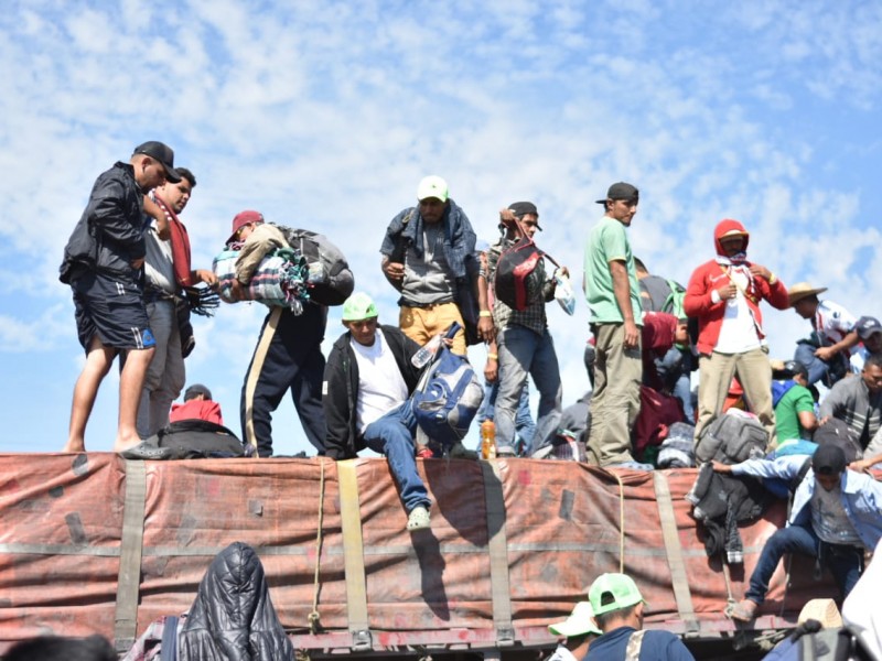 Pasaron por Nayarit primeros contingentes de caravana migrante