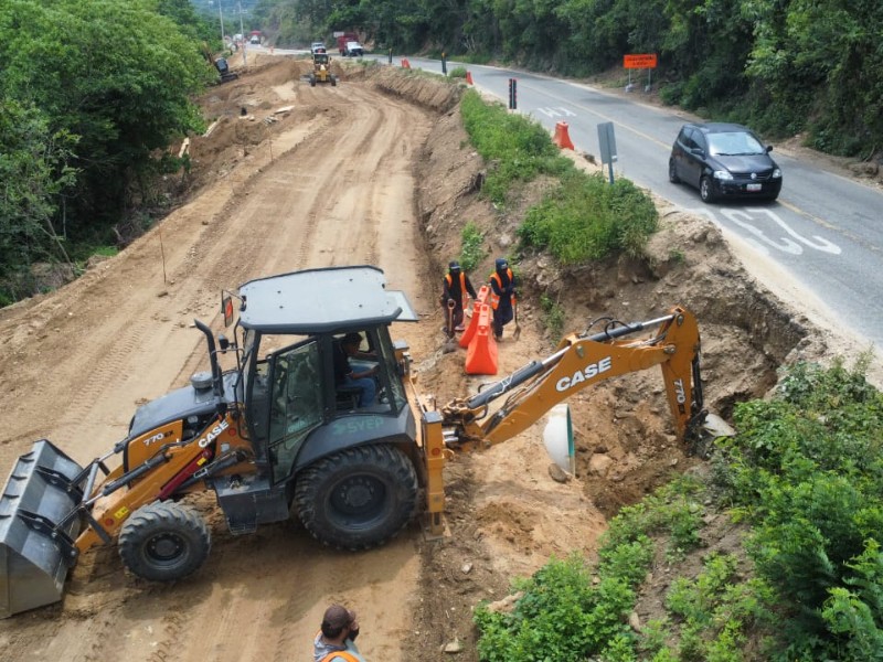 Paso intermitente en carretera federal 200, modernizan tramo Pochutla–Huatulco