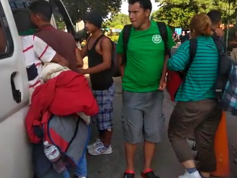 Paso libre para la caravana migrante en México