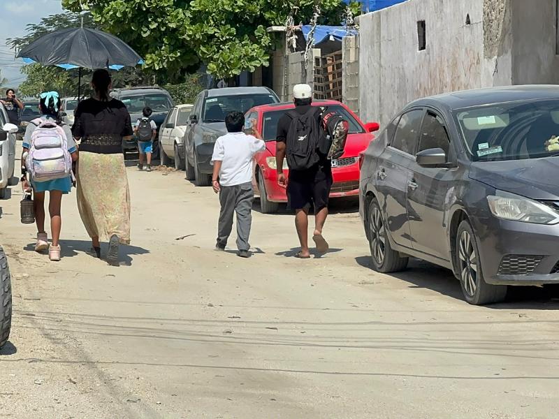 Pavimentación de calles cerca de primaria Fernando Burgoin se proyecta para 2027