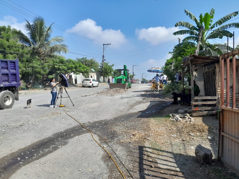 Pavimentarán acceso a Laguna Real beneficiando a mil 500 familias