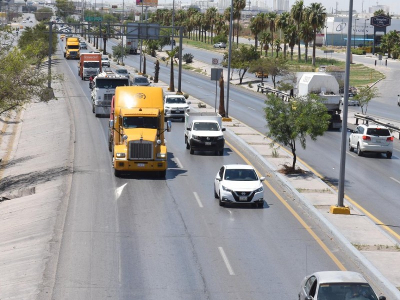 Pavimentarán por las noches carriles centrales del Periférico de Torreón