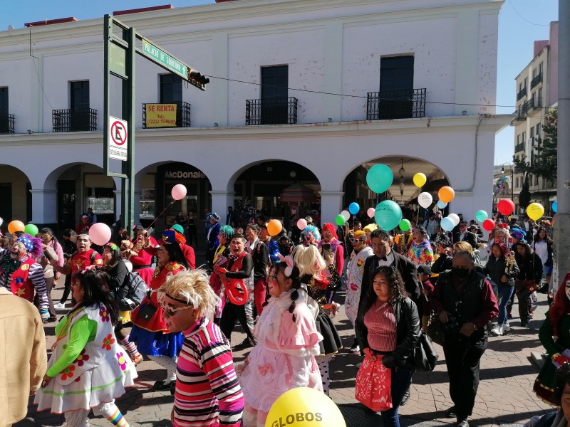 Payados celebran su dia con recorrido en Toluca