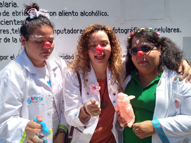 Payasos de Hospital cumplirán 15 años llevando sonrisas a niños