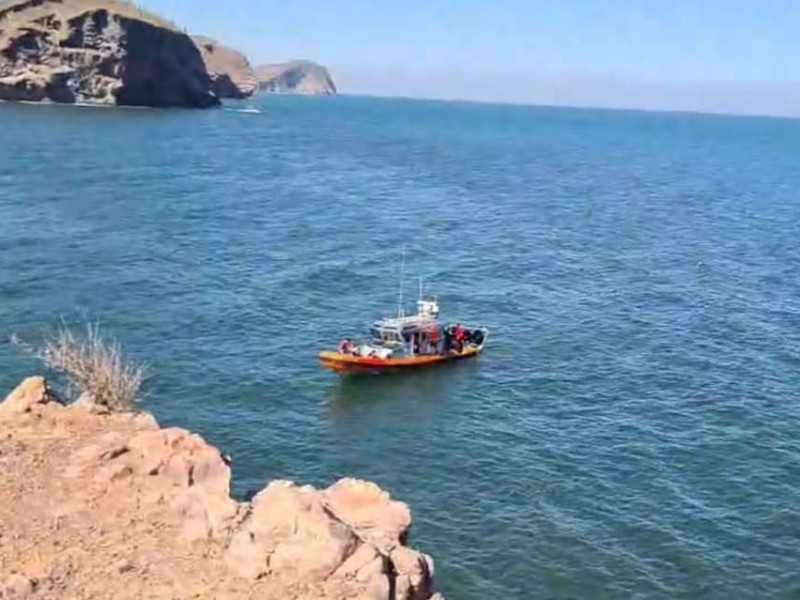 Mueren 7 personas tras hundimiento de embarcación