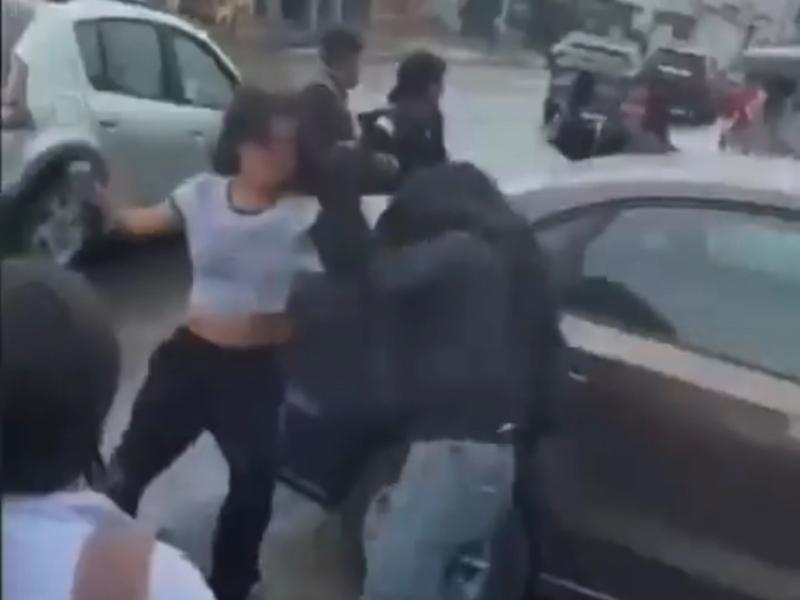 Pelea afuera de bachillerato en Puebla evidencia riesgos para estudiantes