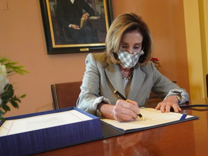 Pelosi es reelecta como presidenta de la Cámara de Representantes